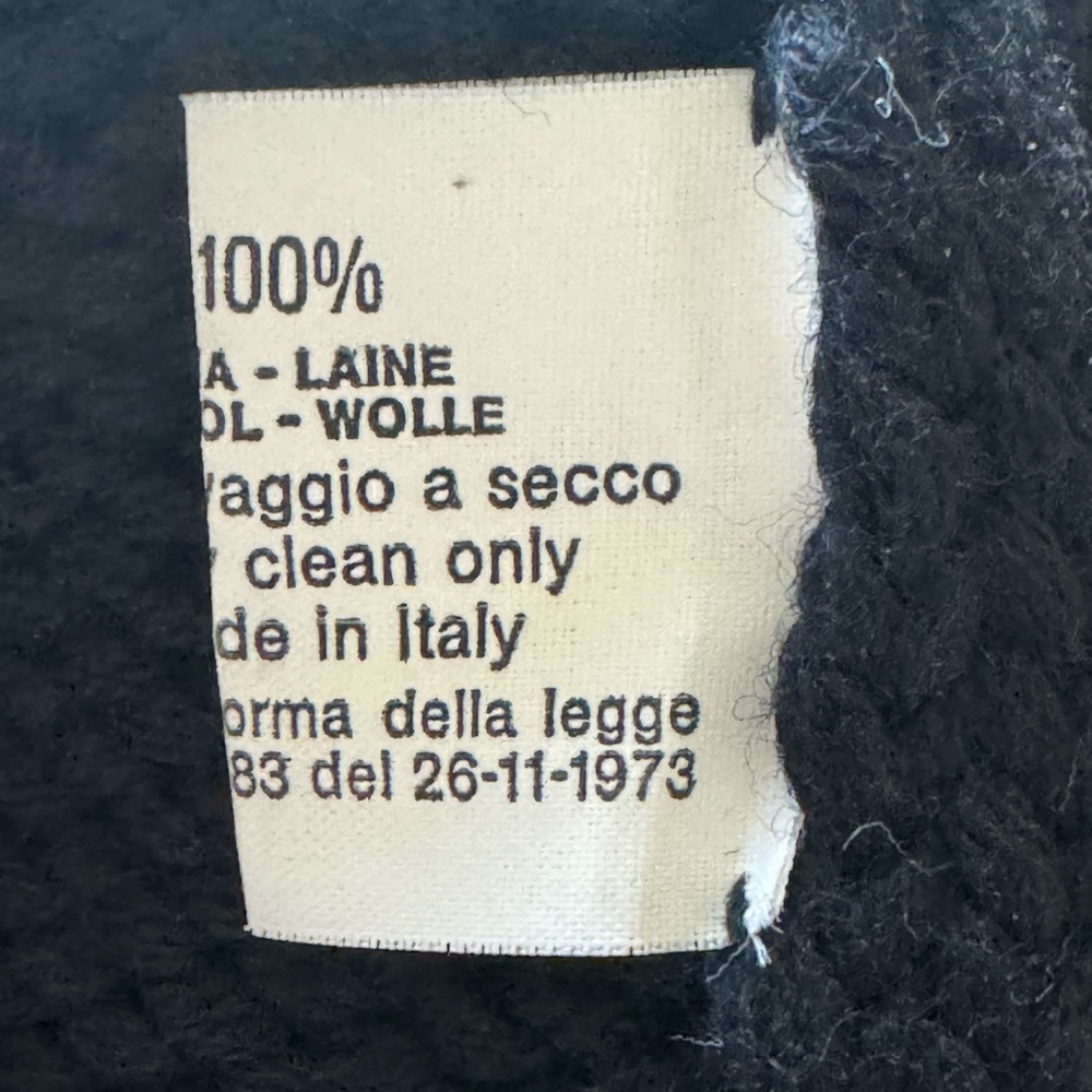 Vintage DOLCE & GABBANA Heavy Wool Knit Oversized pullover Funnel Neck Sweater - Picture 8 of 10